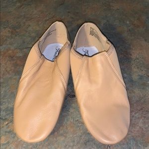 Brand new dance shoes tan